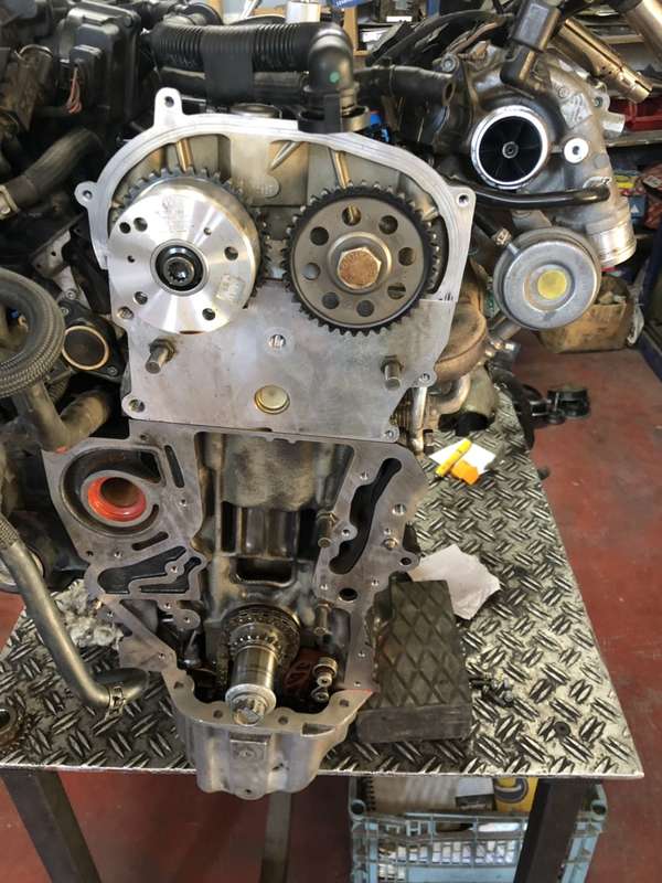 Αλλαγή γρανάζια και καδένα σε VW Γεραλής Service Φορτηγών, Ευθυγράμμιση, Ζυγοστάθμιση, Service Φορτηγών, Service Αυτοκινήτων, Κινητό Συνεργείο, Διαγνωστικός Έλεγχος , Έλεγχος ΚΤΕΟ, Διαγνωστικός Έλεγχος Φορτηγών, Διαγνωστικός Έλεγχος Αυτοκινήτων, Φρένα Φορτηγών, Φρένα Αυτοκινήτων, Σασμάν / Δίσκο Πλατώ Φορτηγών