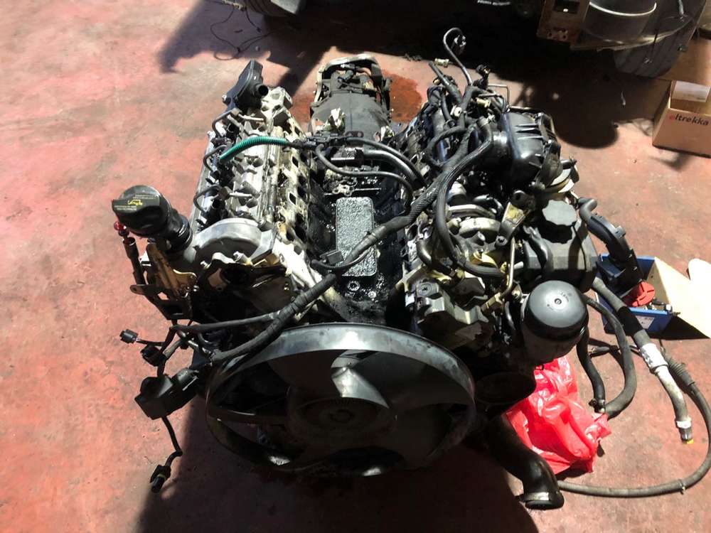 Αντικατάσταση Ψυγείο Λαδιού σε Sprinter V Γεραλής Service Φορτηγών, Ευθυγράμμιση, Ζυγοστάθμιση, Service Φορτηγών, Service Αυτοκινήτων, Κινητό Συνεργείο, Διαγνωστικός Έλεγχος , Έλεγχος ΚΤΕΟ, Διαγνωστικός Έλεγχος Φορτηγών, Διαγνωστικός Έλεγχος Αυτοκινήτων, Φρένα Φορτηγών, Φρένα Αυτοκινήτων, Σασμάν / Δίσκο Πλατώ Φορτηγών