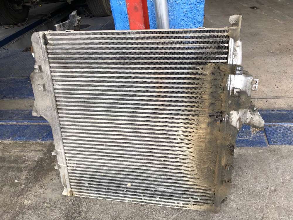 Σπασμένο Ιντερκουλερ Εισαγωγής Αέρα Γεραλής Service Φορτηγών, Ευθυγράμμιση, Ζυγοστάθμιση, Service Φορτηγών, Service Αυτοκινήτων, Κινητό Συνεργείο, Διαγνωστικός Έλεγχος , Έλεγχος ΚΤΕΟ, Διαγνωστικός Έλεγχος Φορτηγών, Διαγνωστικός Έλεγχος Αυτοκινήτων, Φρένα Φορτηγών, Φρένα Αυτοκινήτων, Σασμάν / Δίσκο Πλατώ Φορτηγών