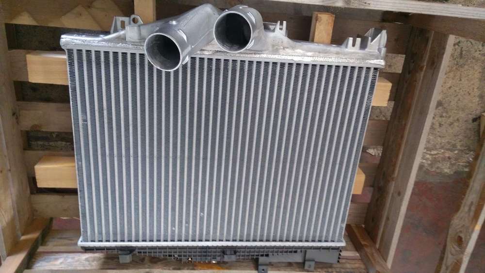 Ψυγείο Ιντερκουλερ Φορτηγού Γεραλής Service Φορτηγών, Ευθυγράμμιση, Ζυγοστάθμιση, Service Φορτηγών, Service Αυτοκινήτων, Κινητό Συνεργείο, Διαγνωστικός Έλεγχος , Έλεγχος ΚΤΕΟ, Διαγνωστικός Έλεγχος Φορτηγών, Διαγνωστικός Έλεγχος Αυτοκινήτων, Φρένα Φορτηγών, Φρένα Αυτοκινήτων, Σασμάν / Δίσκο Πλατώ Φορτηγών