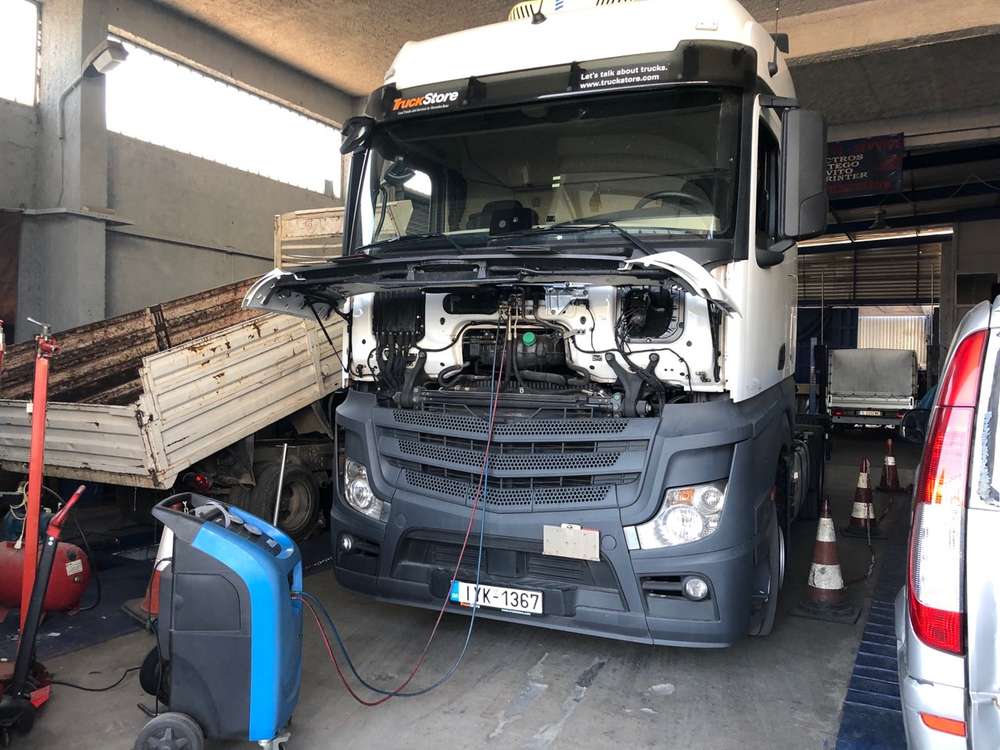 Πλήρωση Φρέον Air condition  Γεραλής Service Φορτηγών, Ευθυγράμμιση, Ζυγοστάθμιση, Service Φορτηγών, Service Αυτοκινήτων, Κινητό Συνεργείο, Διαγνωστικός Έλεγχος , Έλεγχος ΚΤΕΟ, Διαγνωστικός Έλεγχος Φορτηγών, Διαγνωστικός Έλεγχος Αυτοκινήτων, Φρένα Φορτηγών, Φρένα Αυτοκινήτων, Σασμάν / Δίσκο Πλατώ Φορτηγών