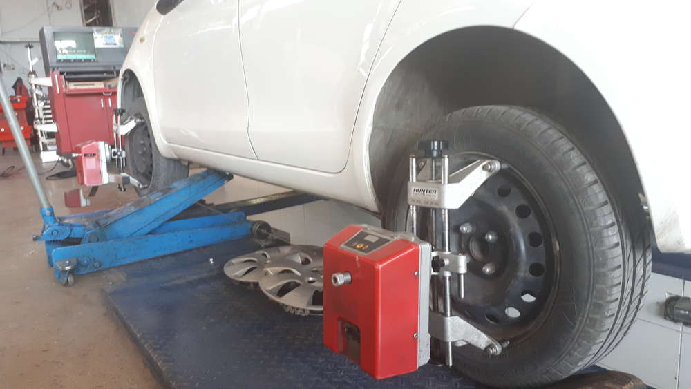 Ευθυγράμμιση Αυτοκινήτου Γεραλής Service Φορτηγών, Ευθυγράμμιση, Ζυγοστάθμιση, Service Φορτηγών, Service Αυτοκινήτων, Κινητό Συνεργείο, Διαγνωστικός Έλεγχος , Έλεγχος ΚΤΕΟ, Διαγνωστικός Έλεγχος Φορτηγών, Διαγνωστικός Έλεγχος Αυτοκινήτων, Φρένα Φορτηγών, Φρένα Αυτοκινήτων, Σασμάν / Δίσκο Πλατώ Φορτηγών