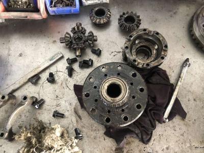 Διαφορικό Φορτηγού Γεραλής Service Φορτηγών, Ευθυγράμμιση, Ζυγοστάθμιση, Service Φορτηγών, Service Αυτοκινήτων, Κινητό Συνεργείο, Διαγνωστικός Έλεγχος , Έλεγχος ΚΤΕΟ, Διαγνωστικός Έλεγχος Φορτηγών, Διαγνωστικός Έλεγχος Αυτοκινήτων, Φρένα Φορτηγών, Φρένα Αυτοκινήτων, Σασμάν / Δίσκο Πλατώ Φορτηγών