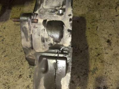 Χελώνα μηχανής σπασμένη Γεραλής Service Φορτηγών, Ευθυγράμμιση, Ζυγοστάθμιση, Service Φορτηγών, Service Αυτοκινήτων, Κινητό Συνεργείο, Διαγνωστικός Έλεγχος , Έλεγχος ΚΤΕΟ, Διαγνωστικός Έλεγχος Φορτηγών, Διαγνωστικός Έλεγχος Αυτοκινήτων, Φρένα Φορτηγών, Φρένα Αυτοκινήτων, Σασμάν / Δίσκο Πλατώ Φορτηγών